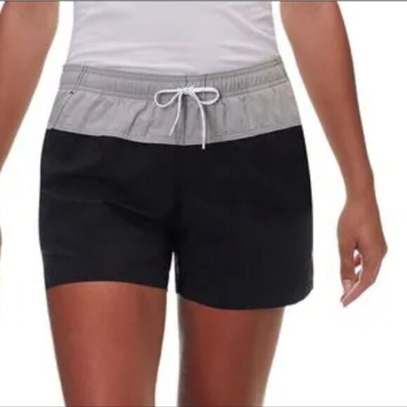 COLUMBIA Womens Sandy River Black Gray Color Block Shorts Plus Size XL - Picture 1 of 5